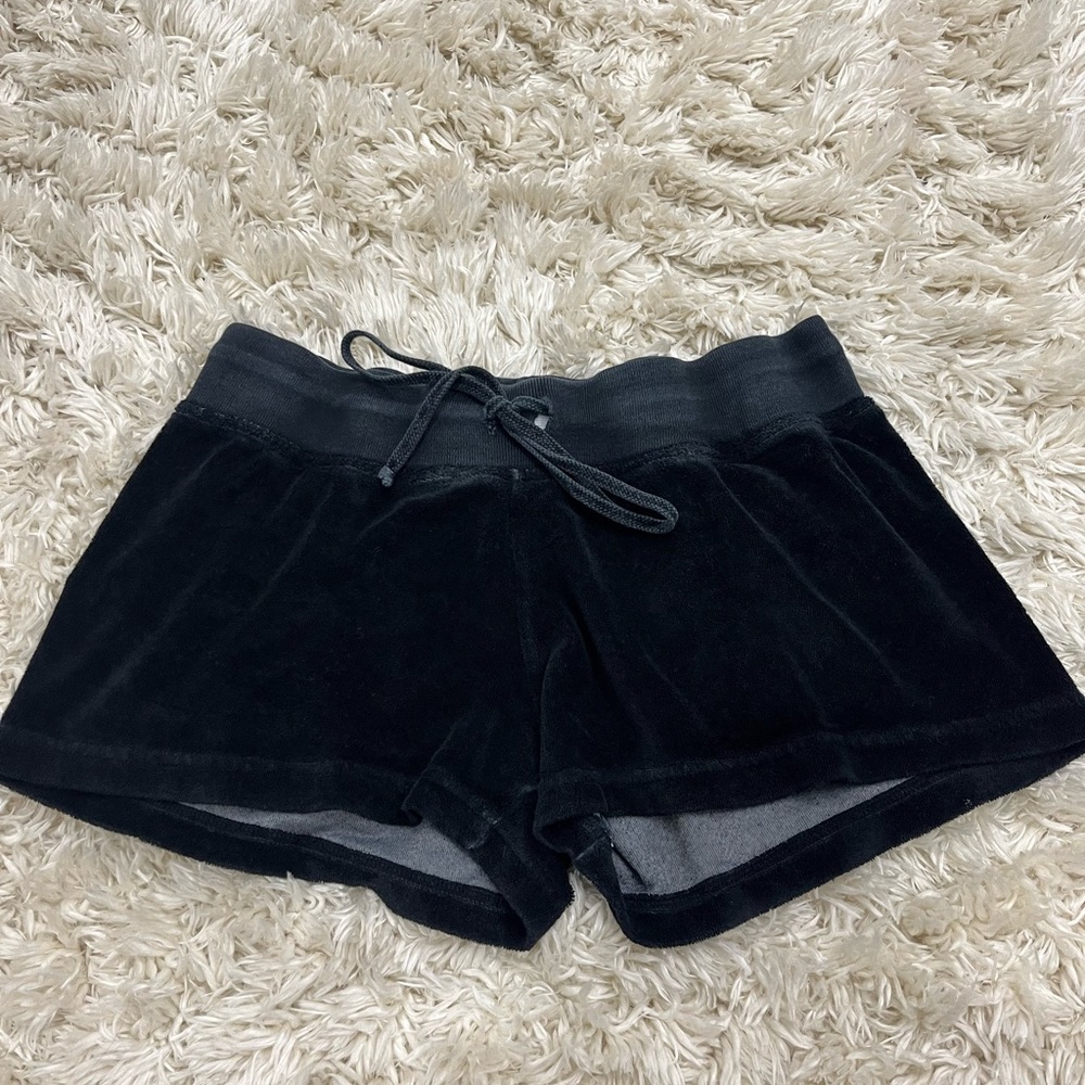 Black Hard Tail Shorts 🖤